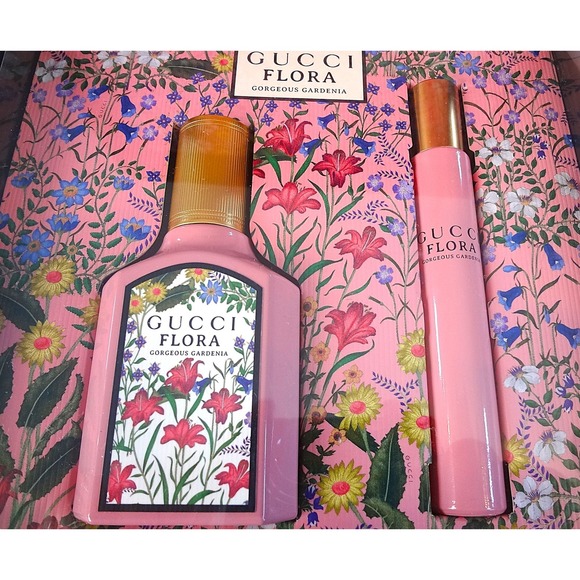 NWOT Gucci Flora Gorgeous Gardenia Eau de Parfum Rollerball-Spray Set For Women - Picture 2 of 4